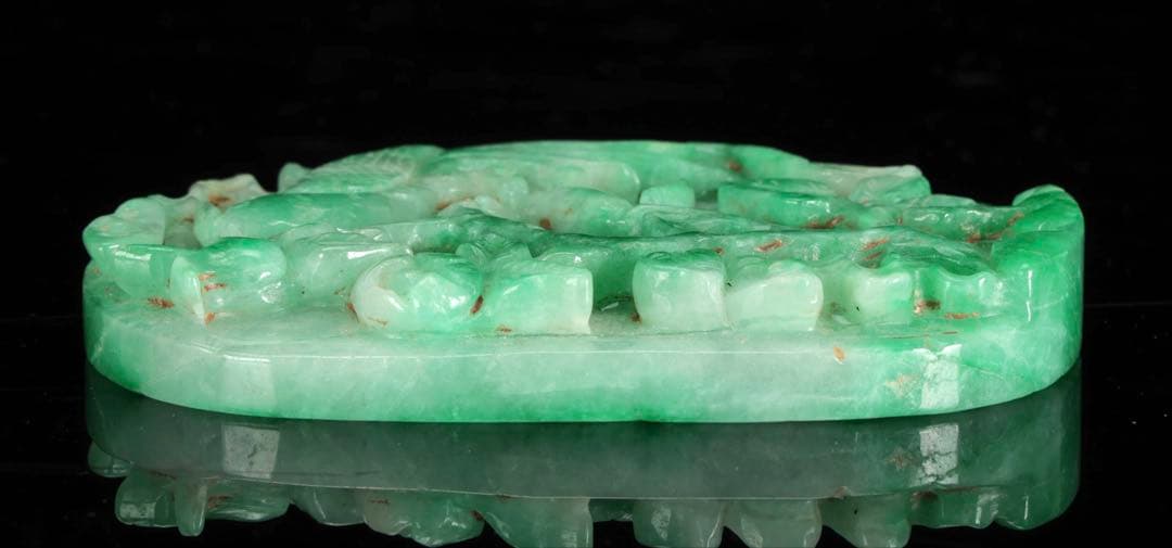 極上翡翠 花鳥文牌 透彫 玉石彫刻 ヒスイ 天然ジェイダイト 木箱付 古美術品