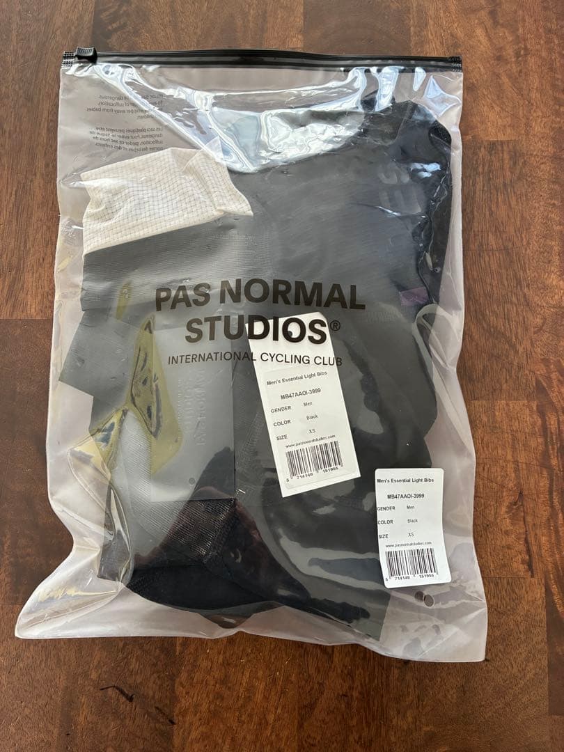 PAS NORMAL STUDIOS Essential ビブショーツ XS