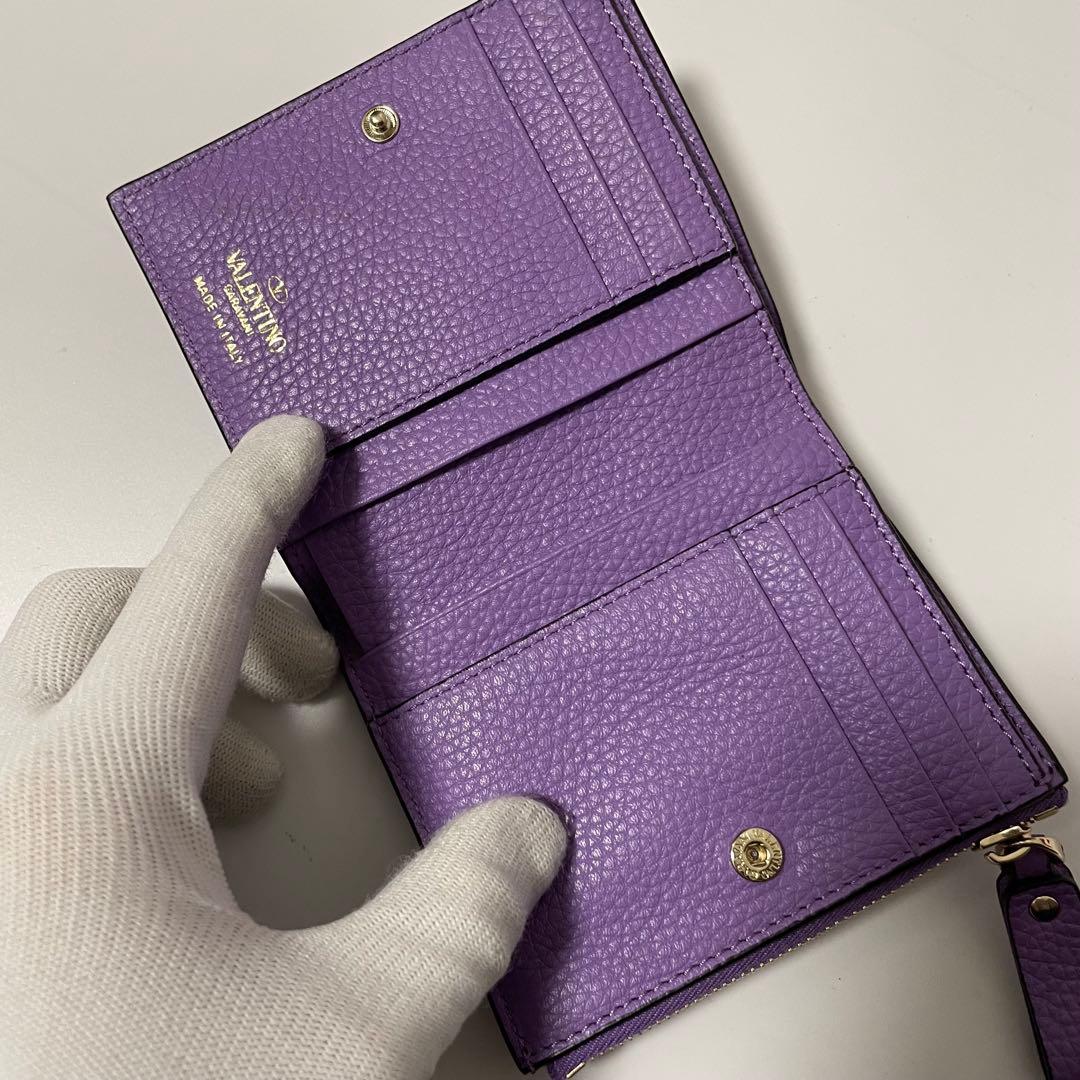 ✨️未使用級✨　Valentino Garavani 折り財布　財布　スタッズ