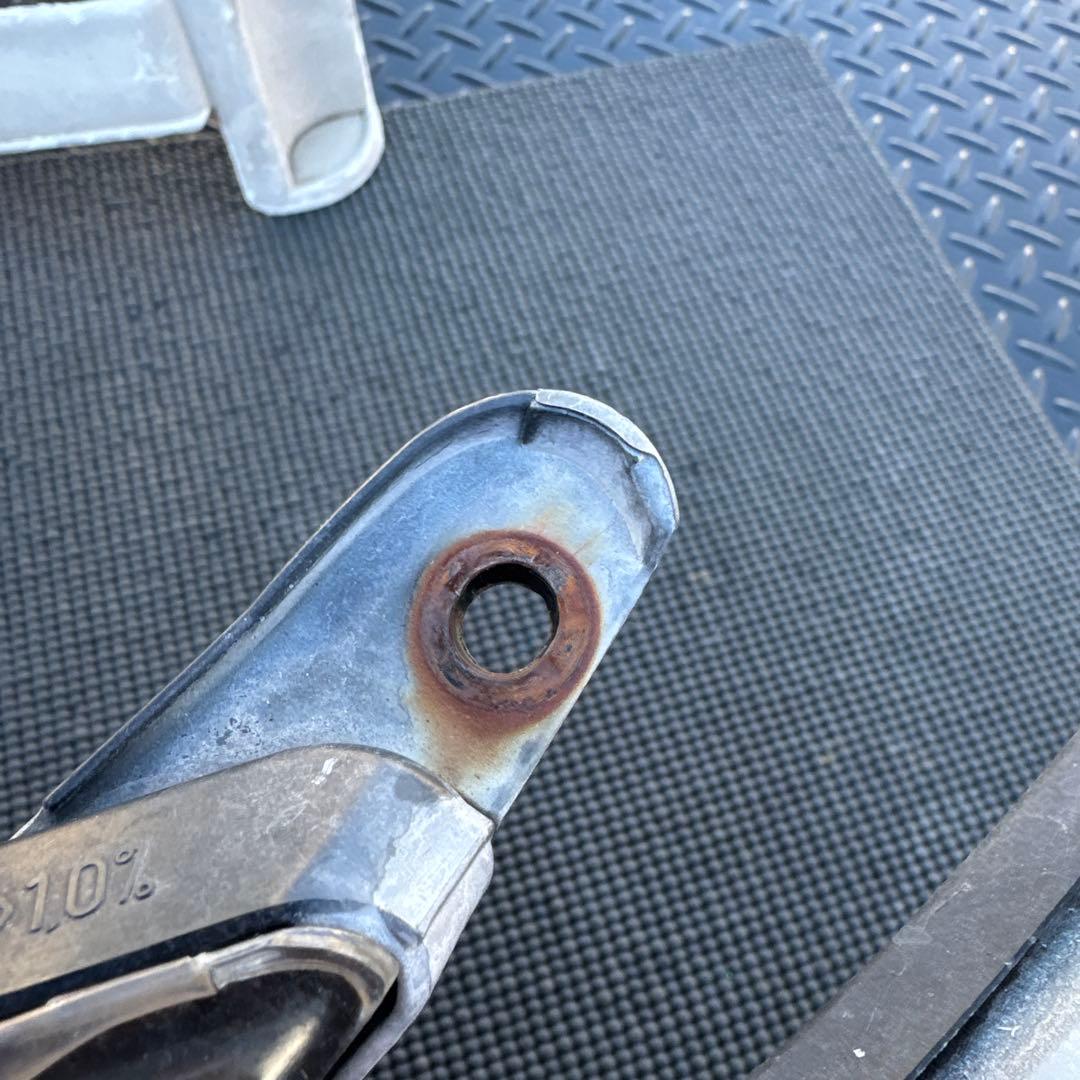 トヨタ　プリウス　30 前期　LEDヘッドライト ヘッドランプ　左右セット中古品