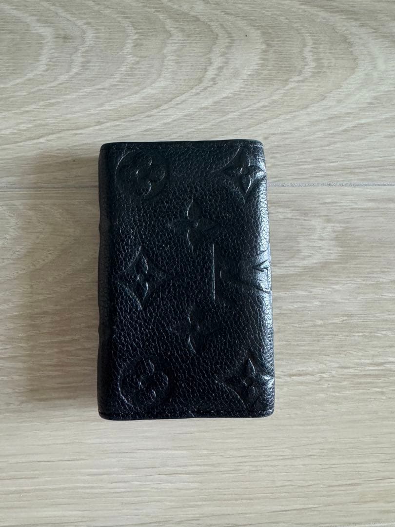 Louis Vuitton 黒 レザー キーケース