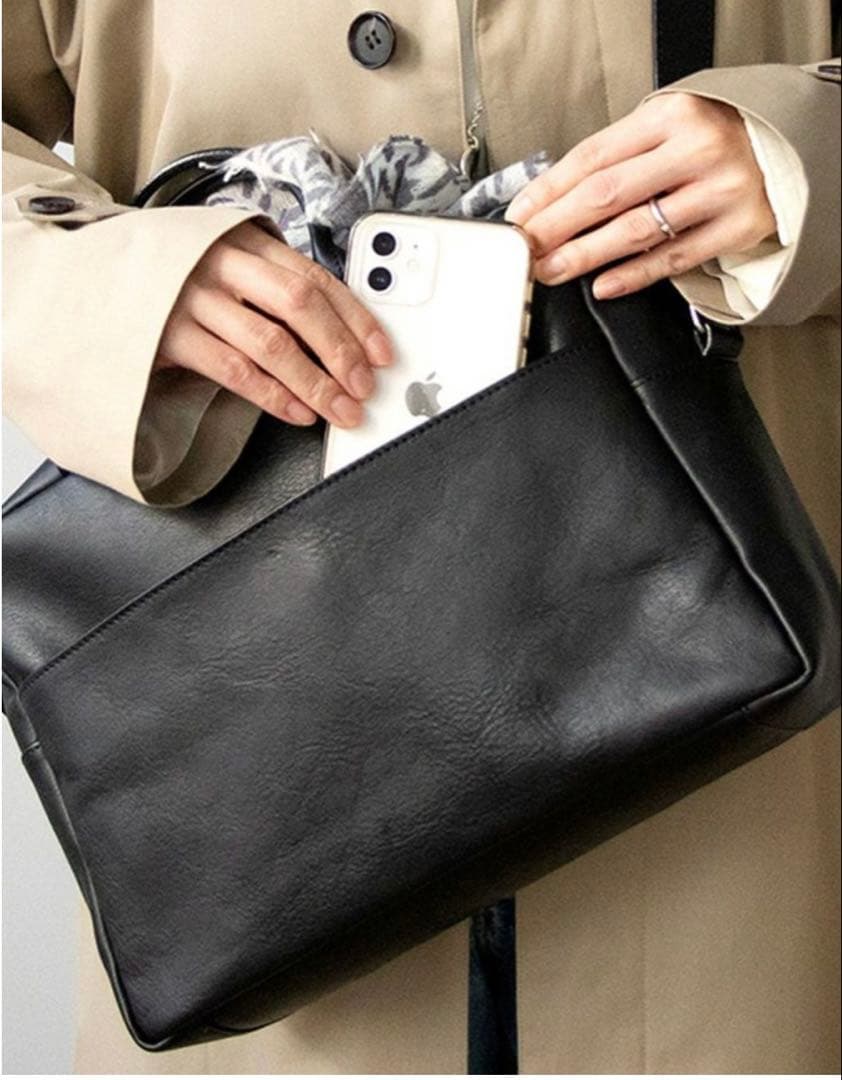 【新品・未使用】MADRIGAL おかかえバッグ/レザーショルダーバッグ