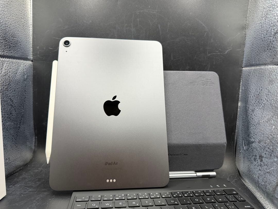 美品約90%ipadair第5世代M1アップルAIマジックキーボードお絵かきペン