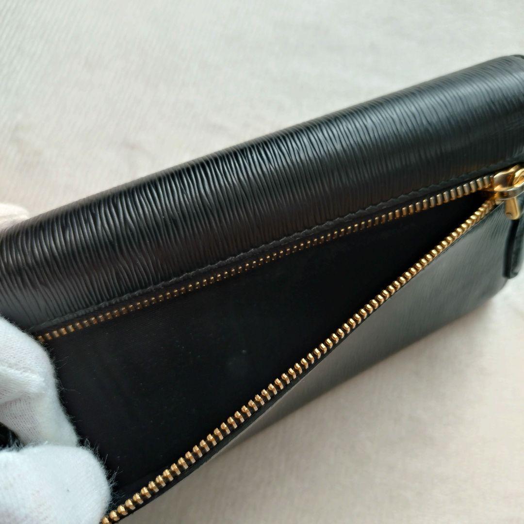 PRADA 長財布 パスケース ゴールドロゴ ブラック ヴイッテロムーブ
