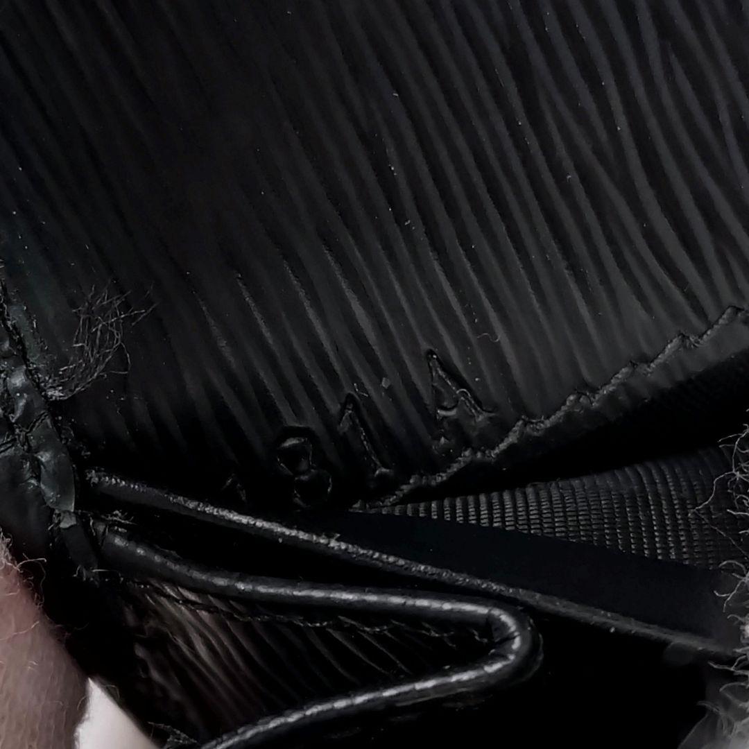 PRADA 長財布 パスケース ゴールドロゴ ブラック ヴイッテロムーブ