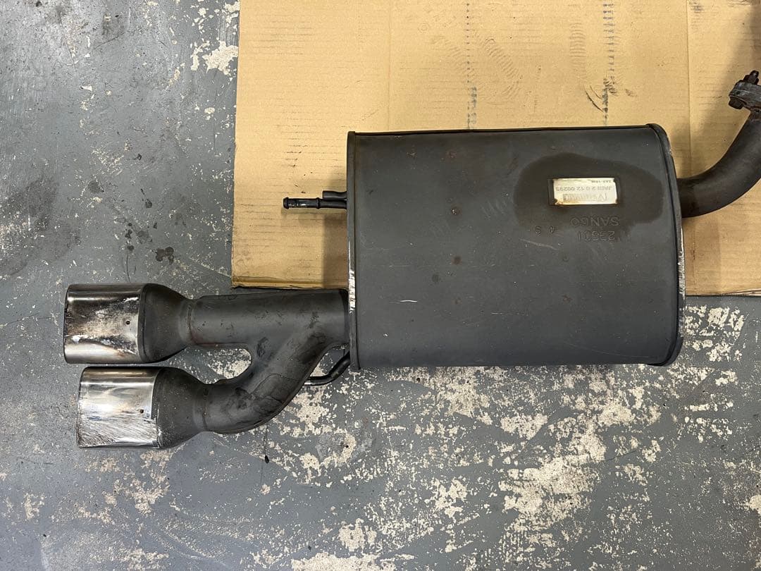 （次郎ちゃん　）AWS210 モデリスタ4本出しマフラー