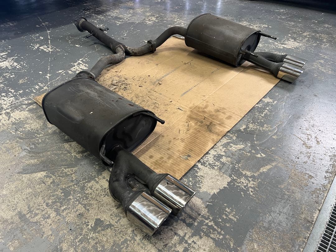 （次郎ちゃん　）AWS210 モデリスタ4本出しマフラー