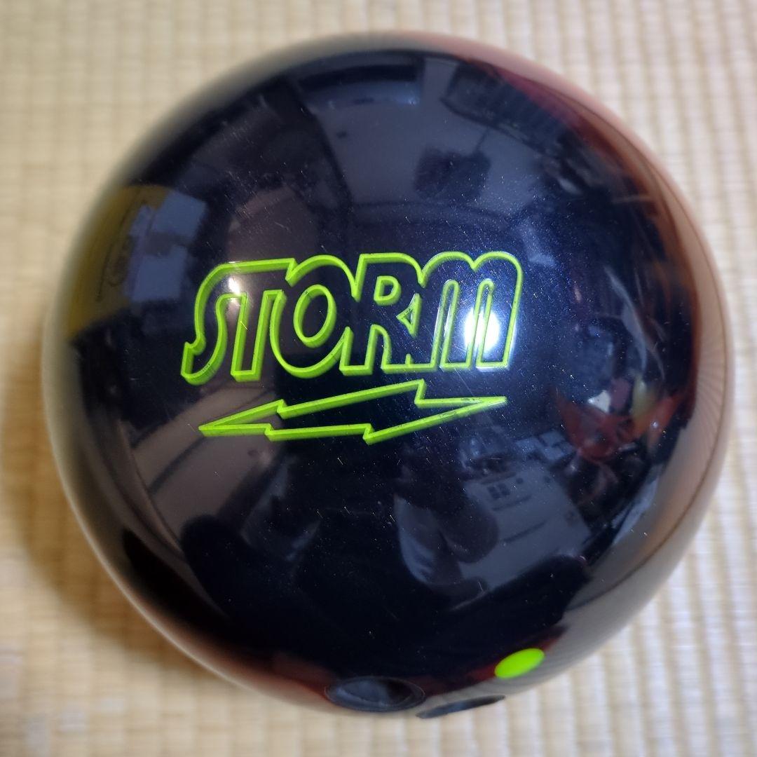 STORM THE ROAD ボウリングボール 赤黒