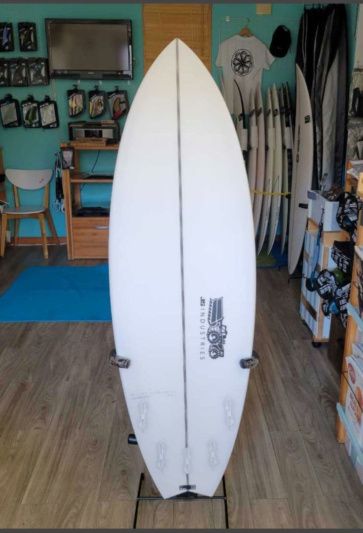 ＜新品・送料込み＞ 5.4 JS SUB XERO J0895