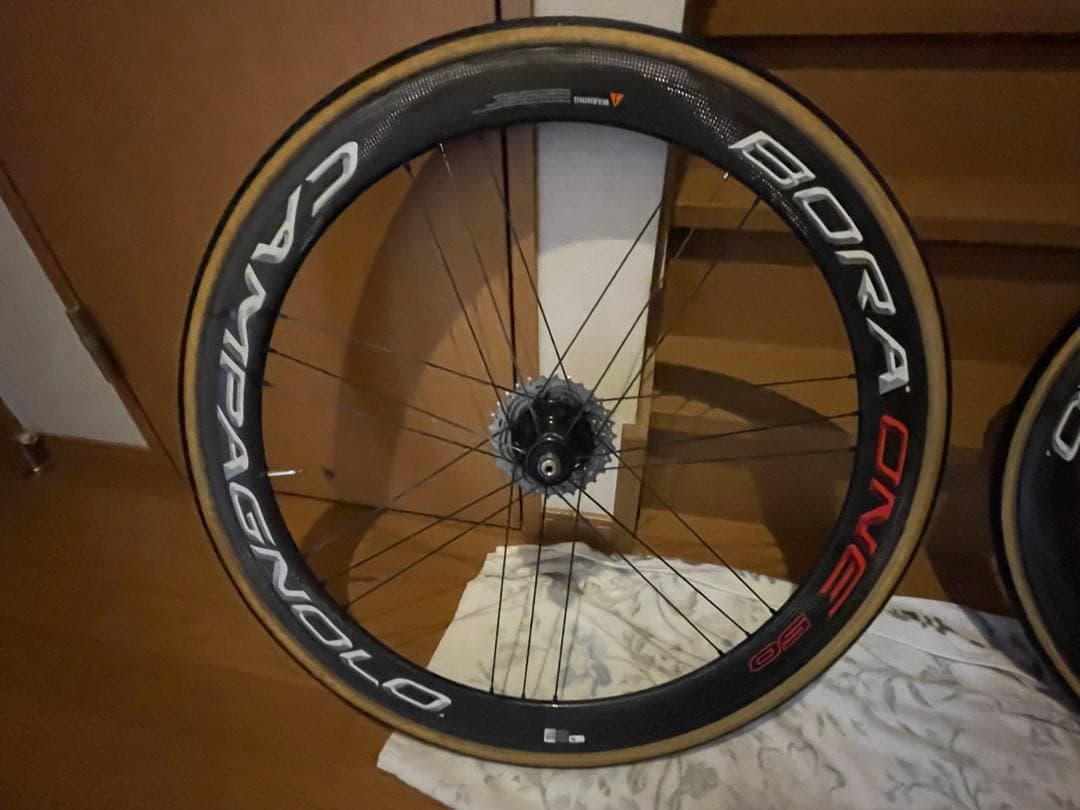 カンパニョーロ bora one