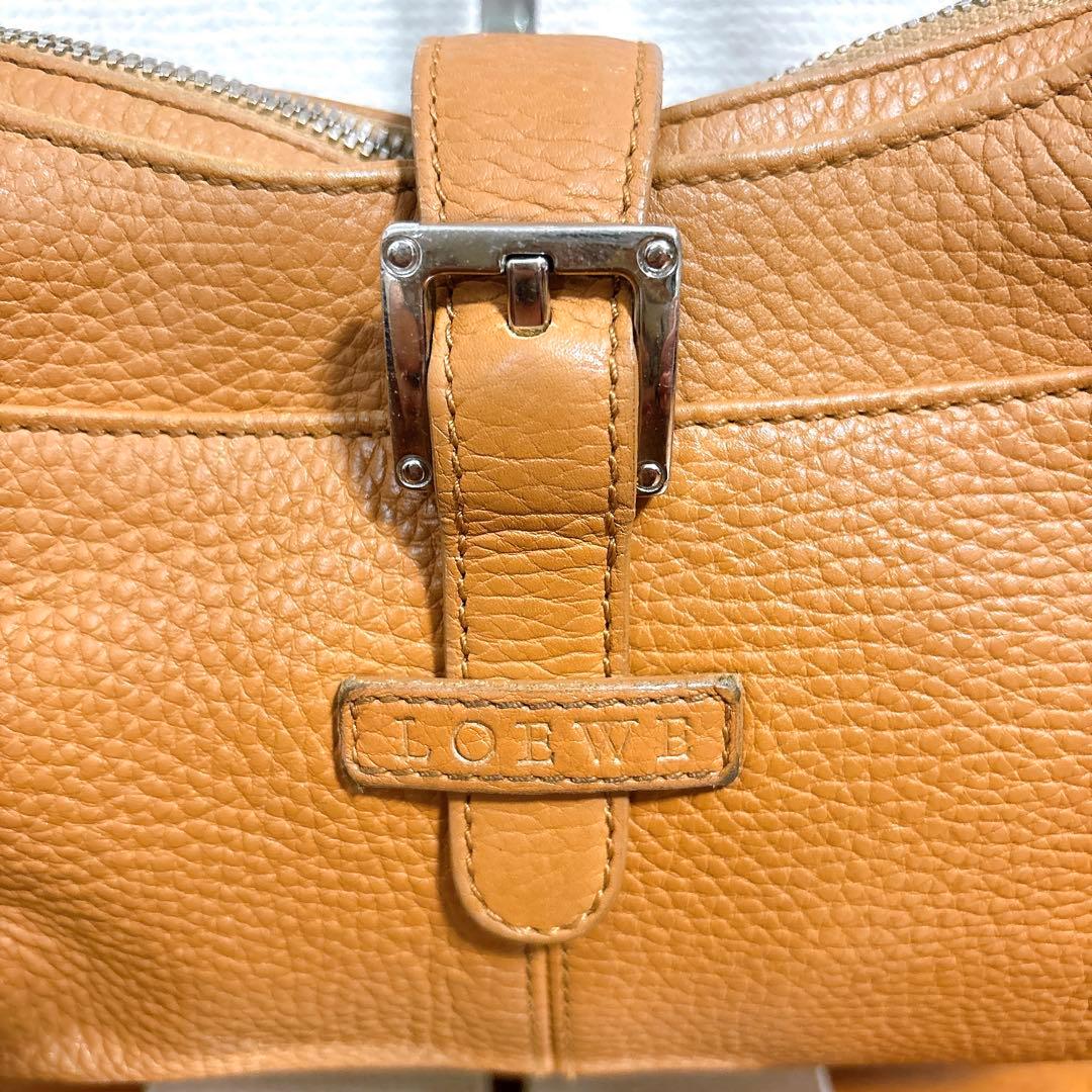 バッグ LOEWE Soho hobo Leather One-Shoulder Bag
