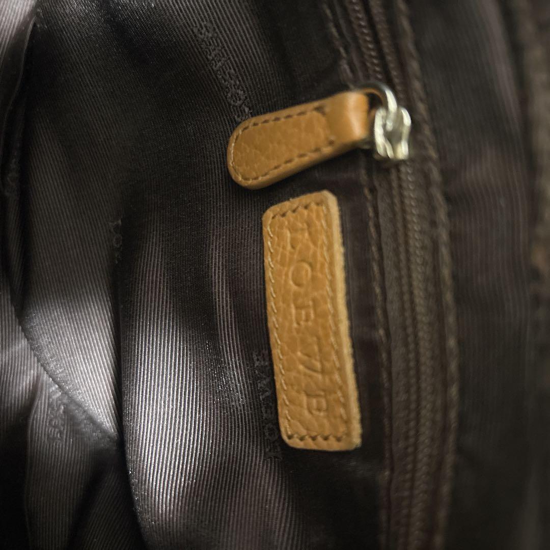 バッグ LOEWE Soho hobo Leather One-Shoulder Bag