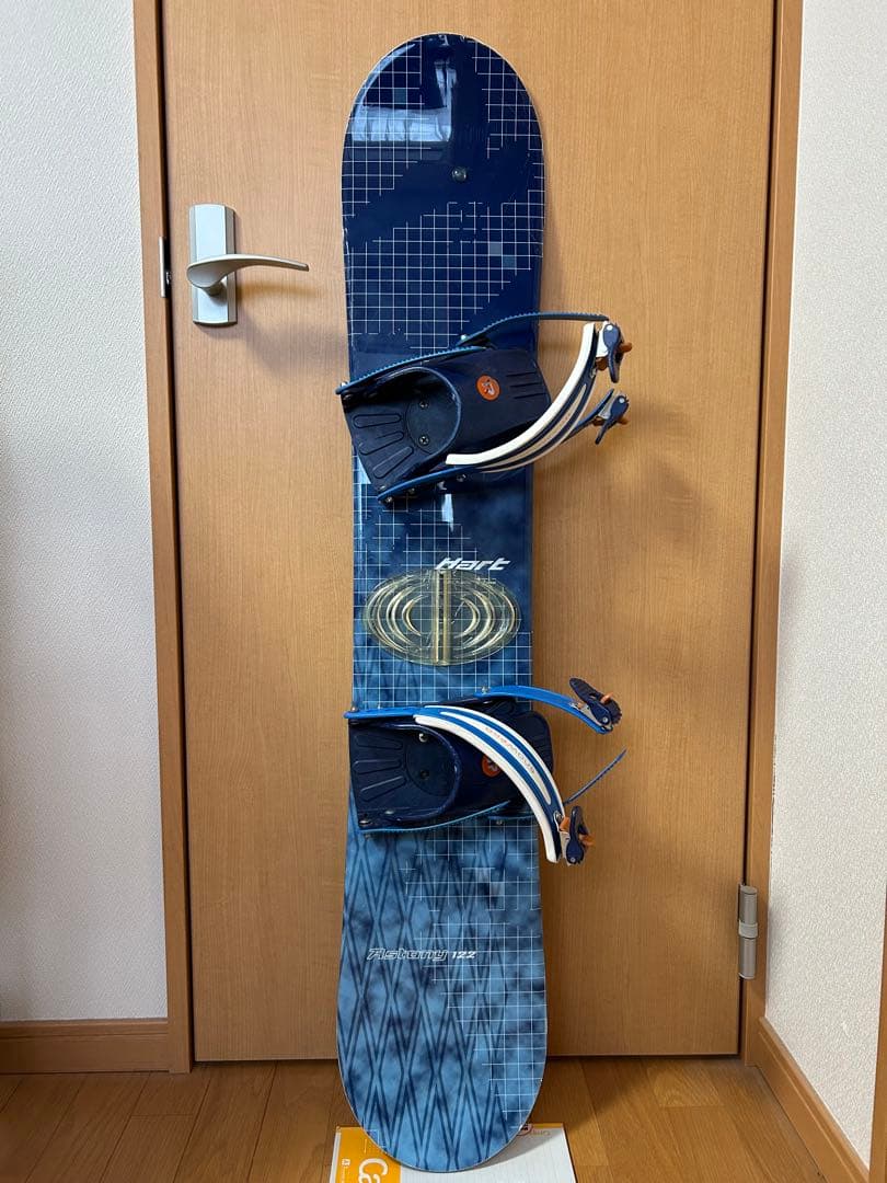 スノーボード　キッズ用　板：Hart、バイン：pro