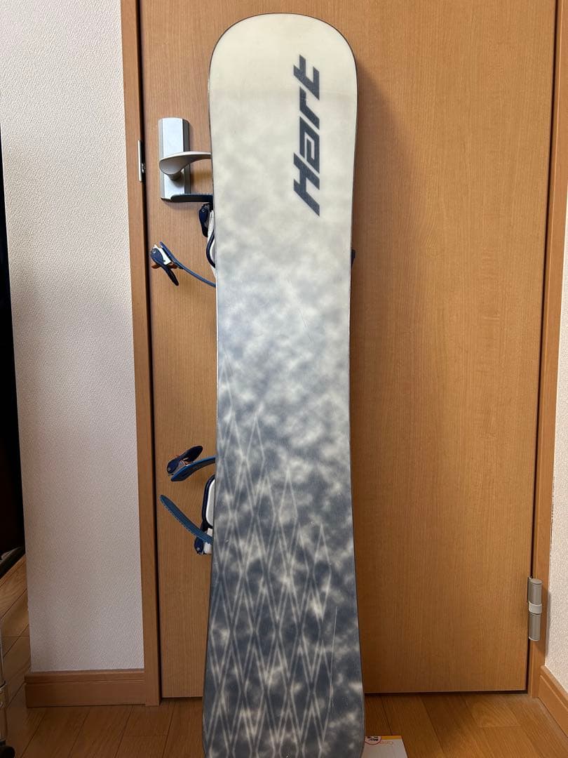 スノーボード　キッズ用　板：Hart、バイン：pro