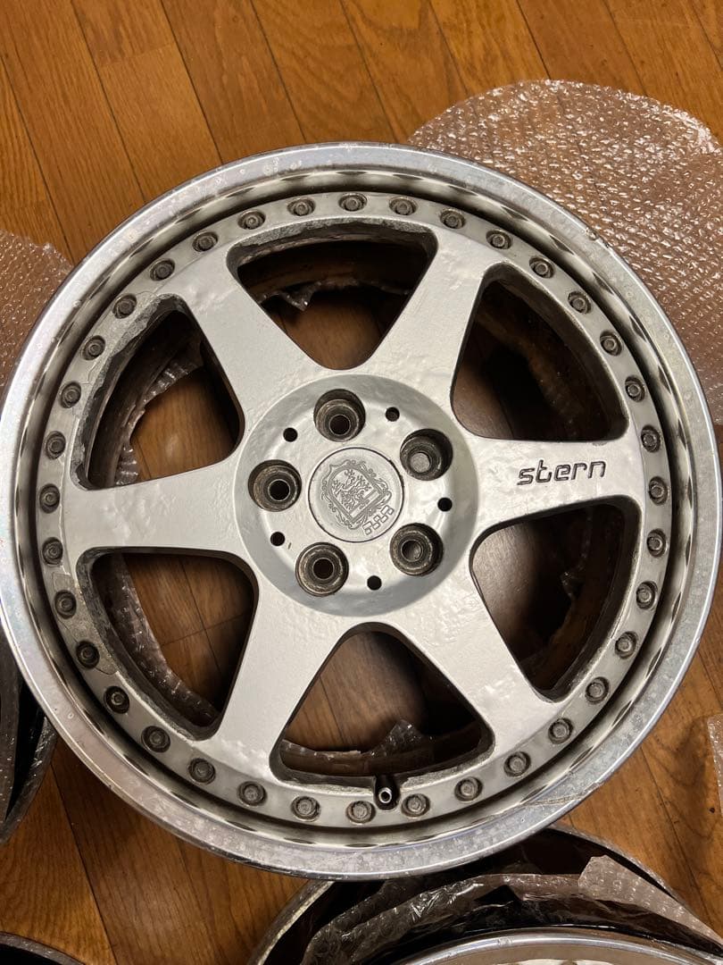 STERN16インチ 16x6.5J/オフセット+44/PCD100-5H