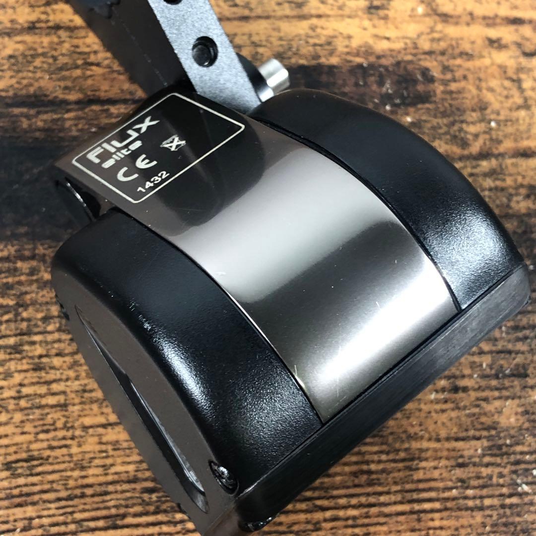 SPECIALIZED Flux Elite Headlight 400ルーメン