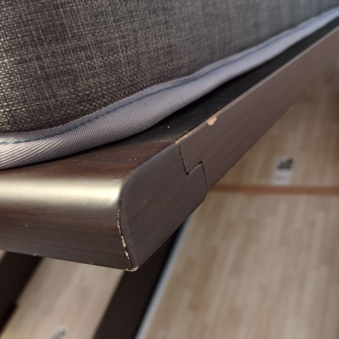 ニトリクイーンベッドマットレス付き油圧跳ね上げ式木製