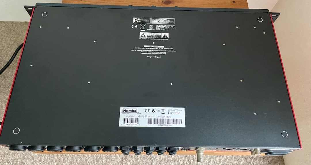 フォーカスライトScarlett 18i20 オーディオインターフェイス