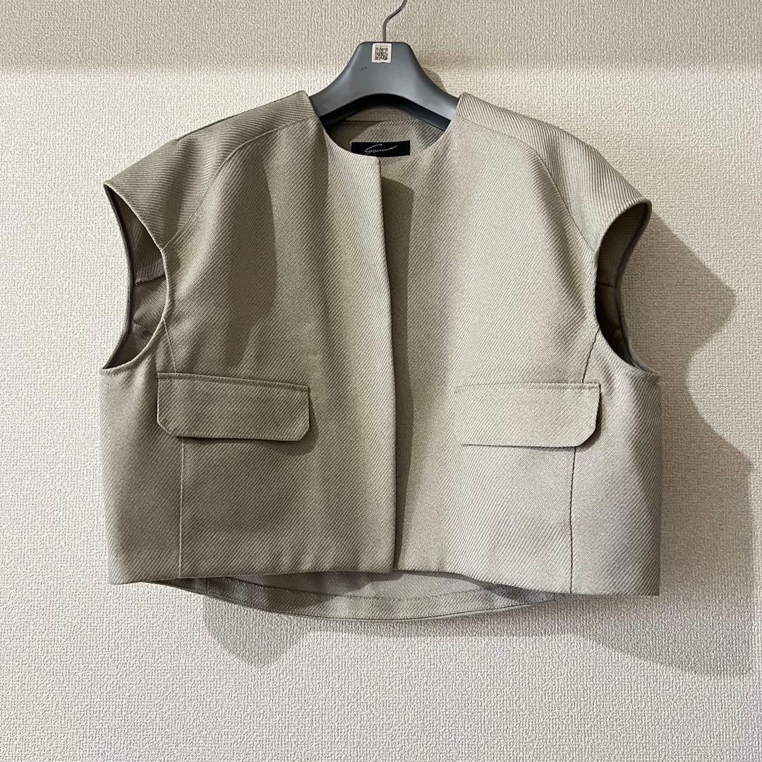 STUNNING LURE ショートボリュームベスト