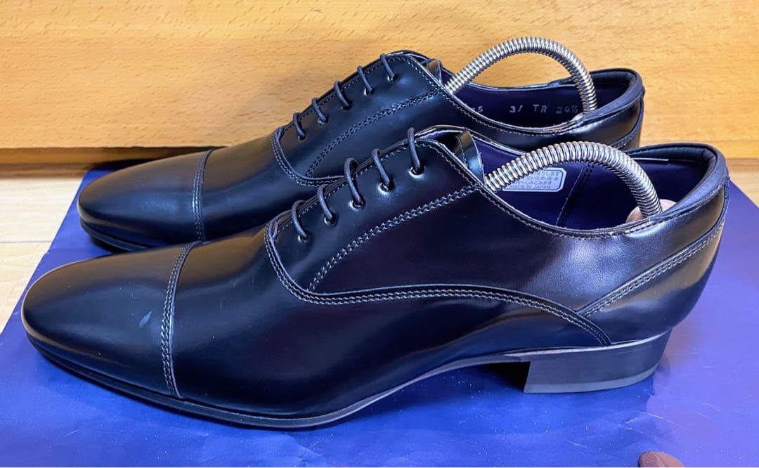 新品リーガル皮革レザーシューズストレートチップスクラッチタフレザー24.5