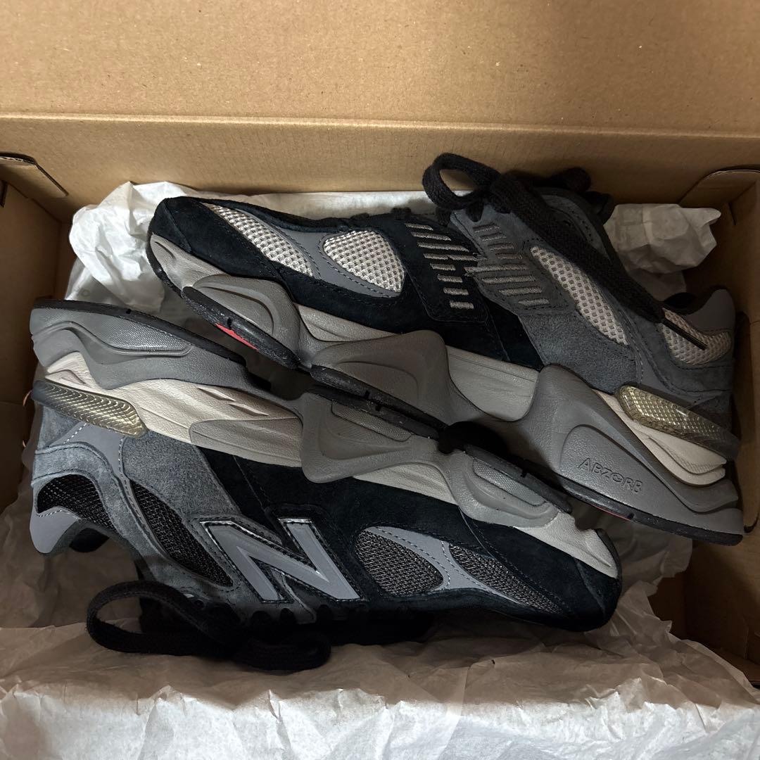 New Balance 9060 ブラック/グレー