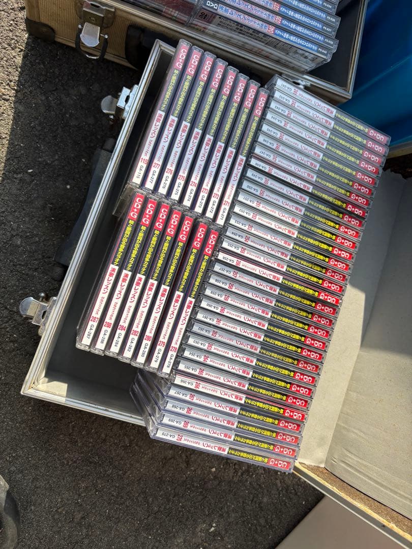 大量　カラオケCD/DVD 300枚以上　まとめ　演歌　レッスン