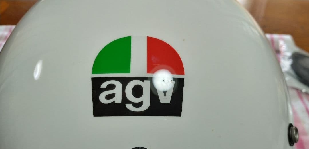 AGVヘルメット、X101ホワイト、XL（61〜62）アジアンフィット、送料込み