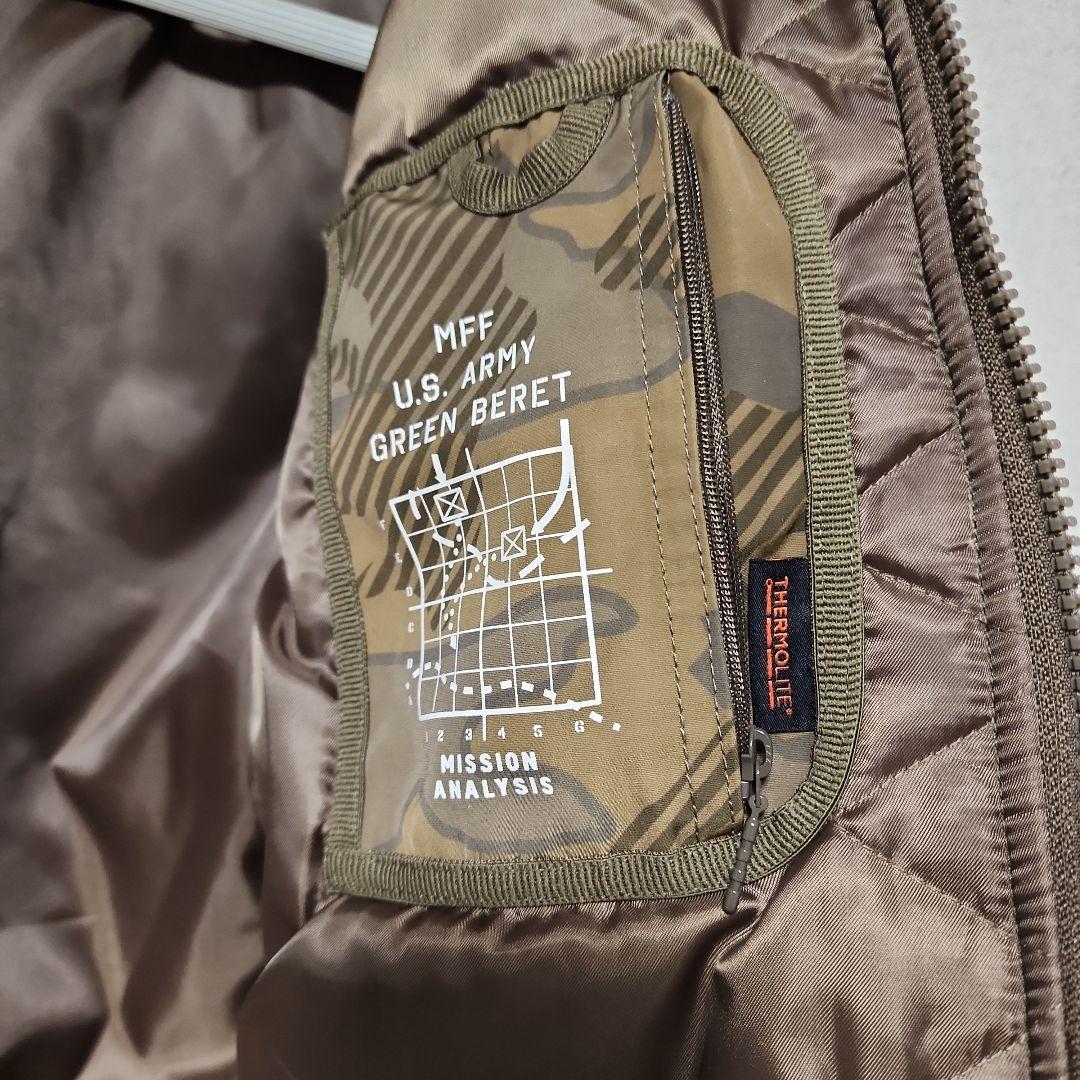 AVIREX 迷彩 MA-1ジャケット