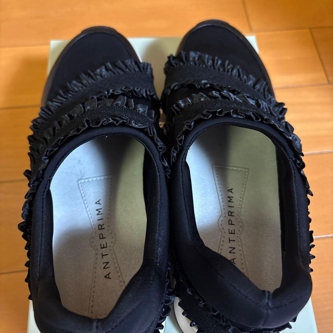ANTEPRIMA アンテプリマ フリルモチーフ ブラックスニーカー 24.0