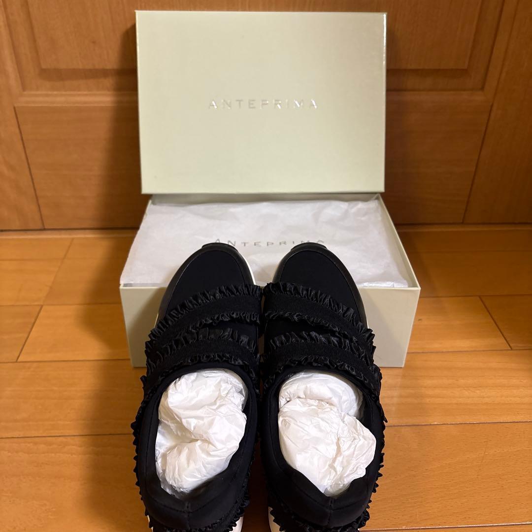 ANTEPRIMA アンテプリマ フリルモチーフ ブラックスニーカー 24.0