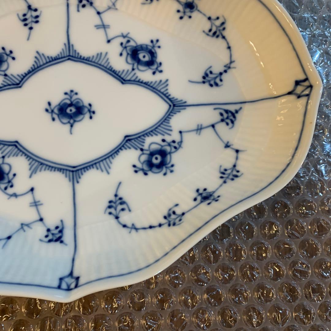 ロイヤルコペンハーゲン ブルーフルーテッドプレイン オーバルデッシュ廃盤品