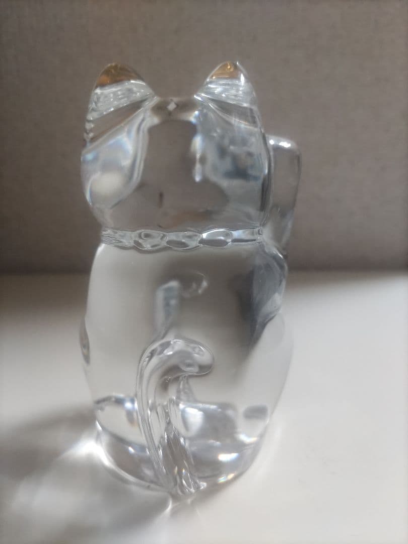 バカラ　クリスタルガラス 招き猫 置物 約10cm　専用箱付き