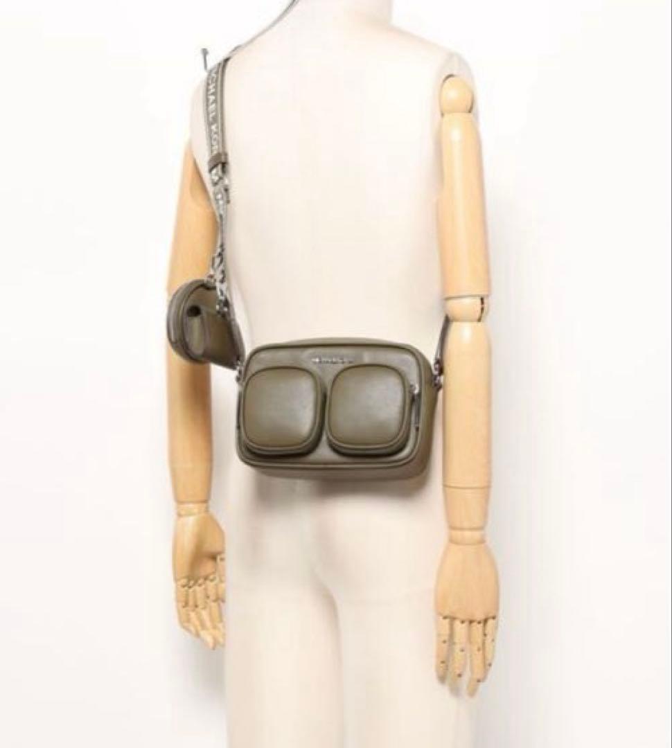 マイケルコースJET SET ITEM MD PKTクロスボディショルダーバッグ