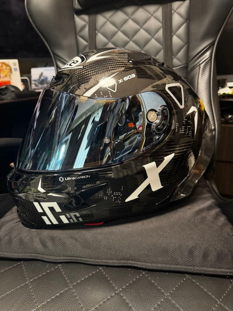 【Lサイズ】X-lite X-803RS ウルトラカーボン DARKO