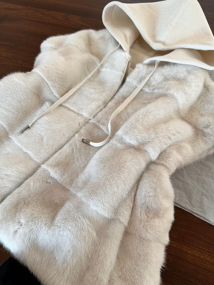 土日限定価格♡フードエコミンクベージュファーベスト