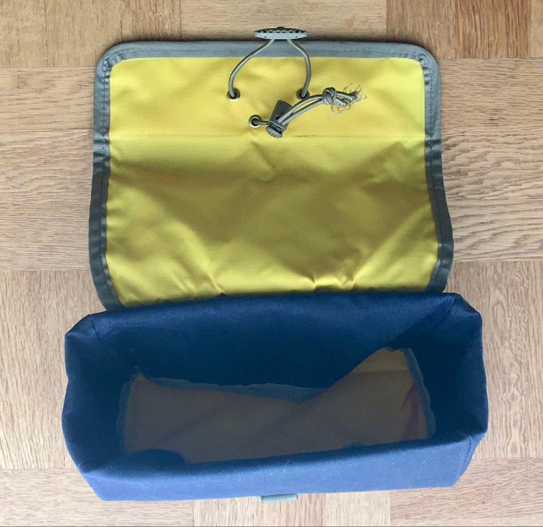 ULTRA ROMANCE （ウルトラロマンス ） ハンドルバーバッグ