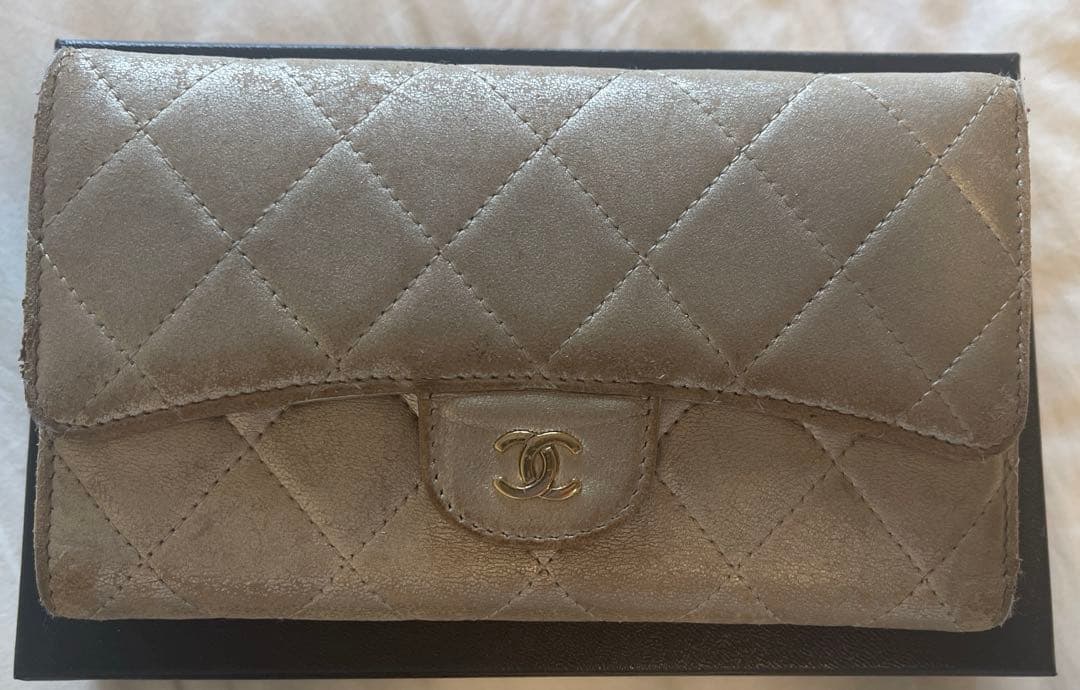 CHANEL 長財布　ゴールド