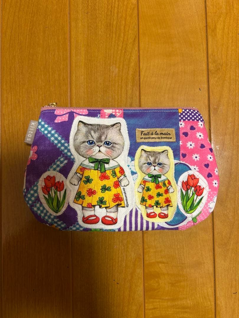 ハンドメイド　コヤンイサムチョン　ダーツ入りポーチ