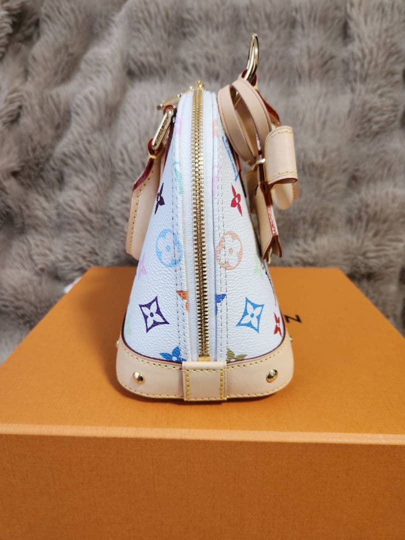 い*ご様 [新品未使用 ]LOUIS VUITTON LV×TM アルマBB M