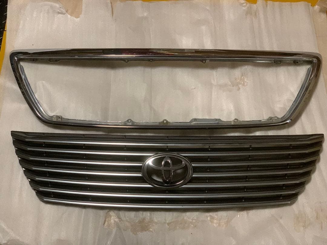 セルシオ　30後期　純正グリル