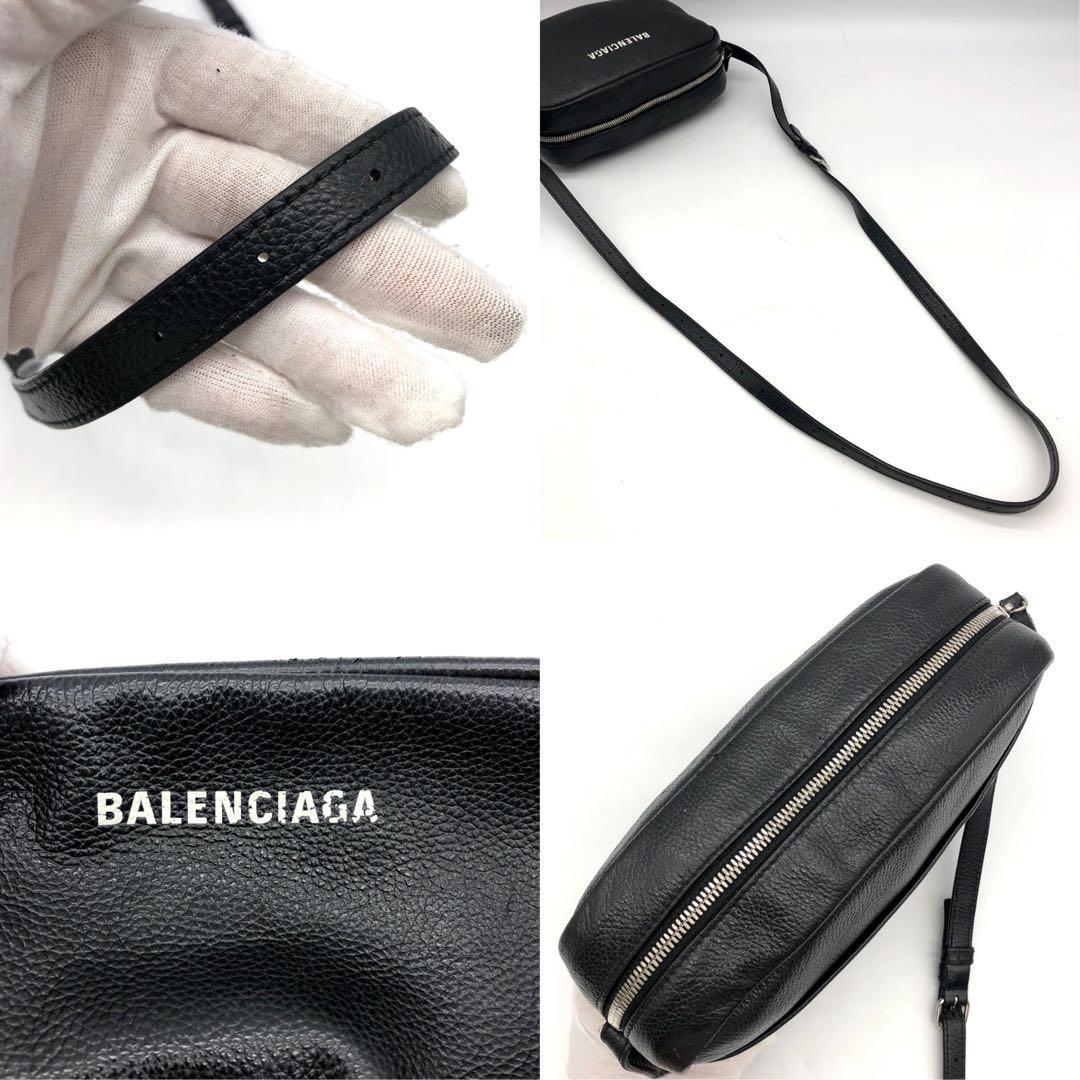 BALENCIAGA ショルダーバッグ　黒　レザー　エブリデイ　カメラバッグ