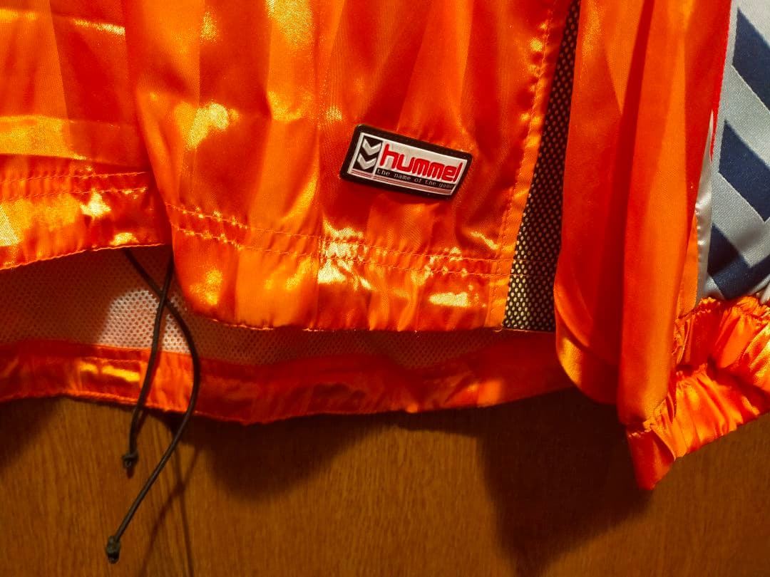 【高校サッカー部員提供】hummel オレンジ トライアルジャケット