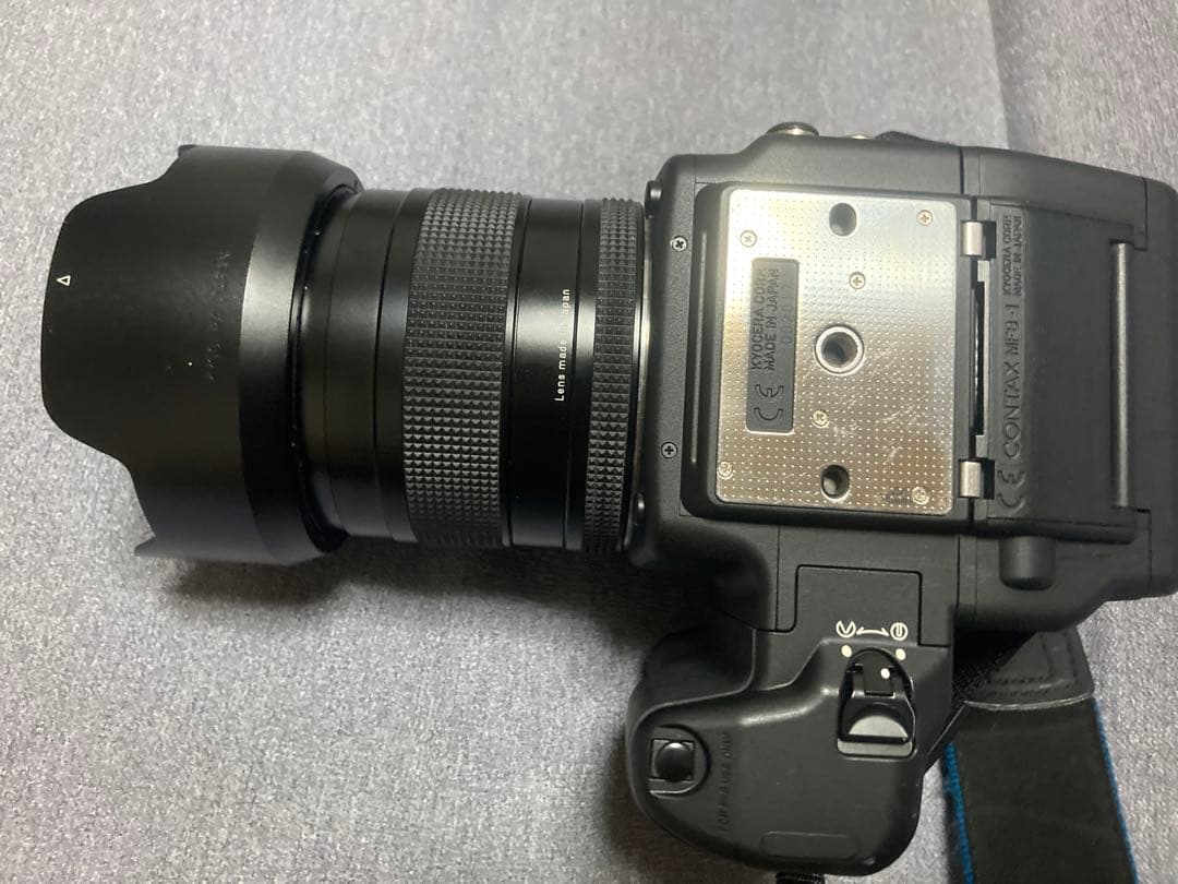 CONTAX 645 フィルムカメラ planar t*80mm f2