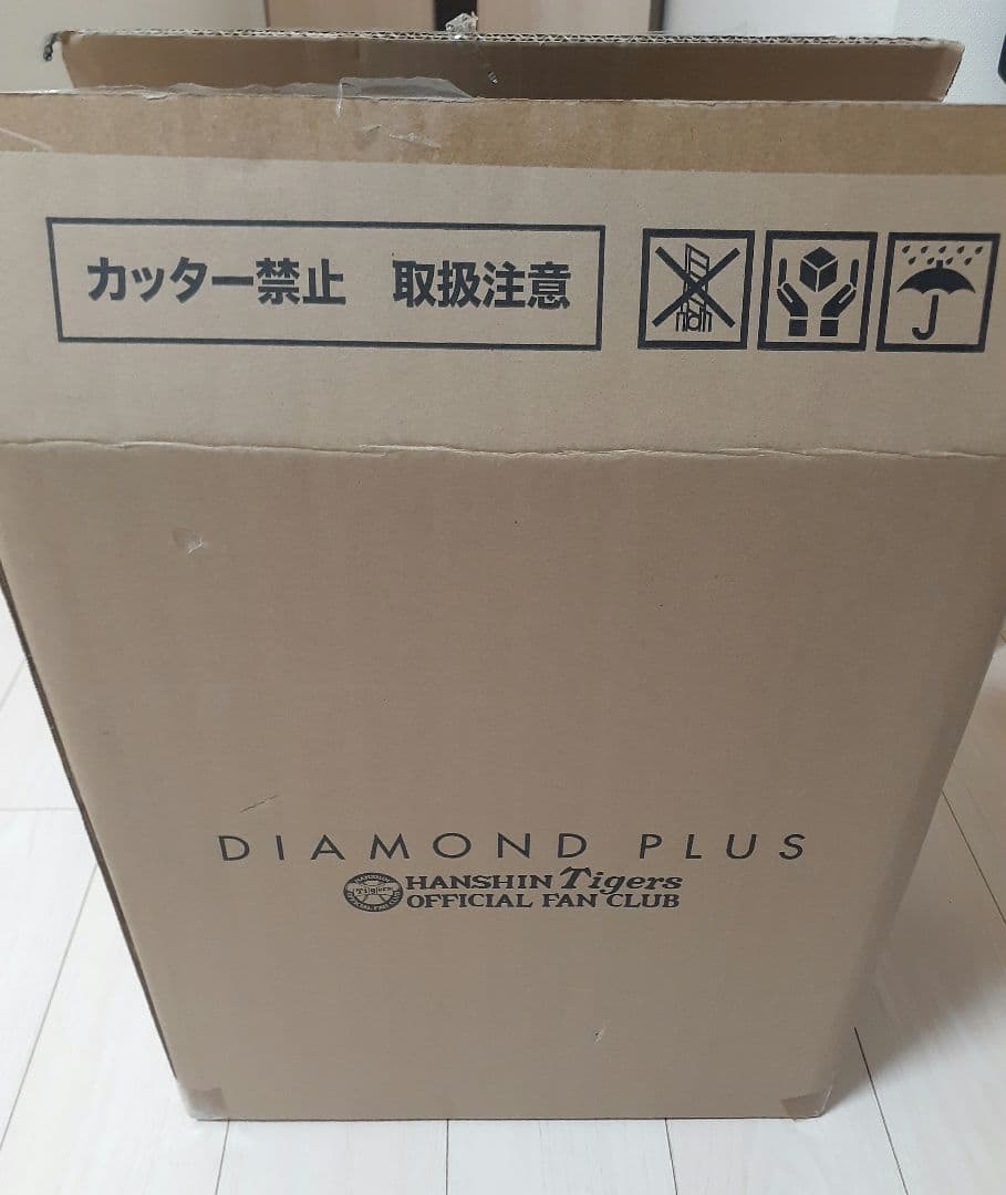 【こむぎ】阪神タイガース　ダイヤモンドプラス特典 軽量スーツケース2024