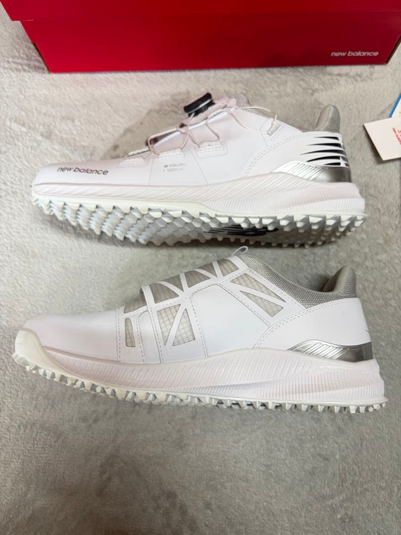 ✨️最終値下げ✨️ニューバランス ゴルフシューズ ボア UGH1001W ホワイト