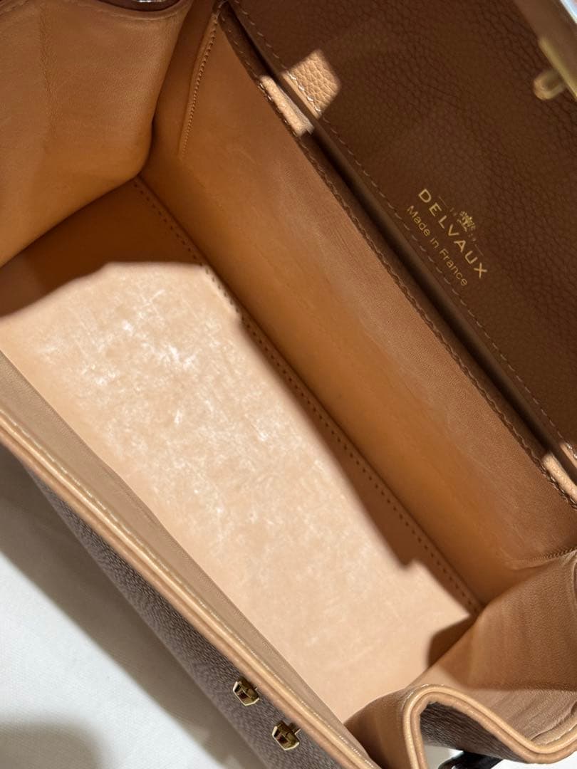 【美品】【安心鑑定】デルヴォー タンペートPM クリスピーカーフ ベジタル