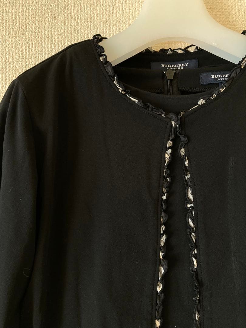 Burberry卒園式入学式女の子スーツ130