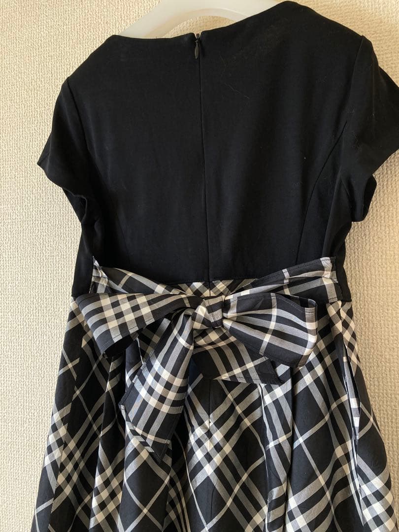 Burberry卒園式入学式女の子スーツ130