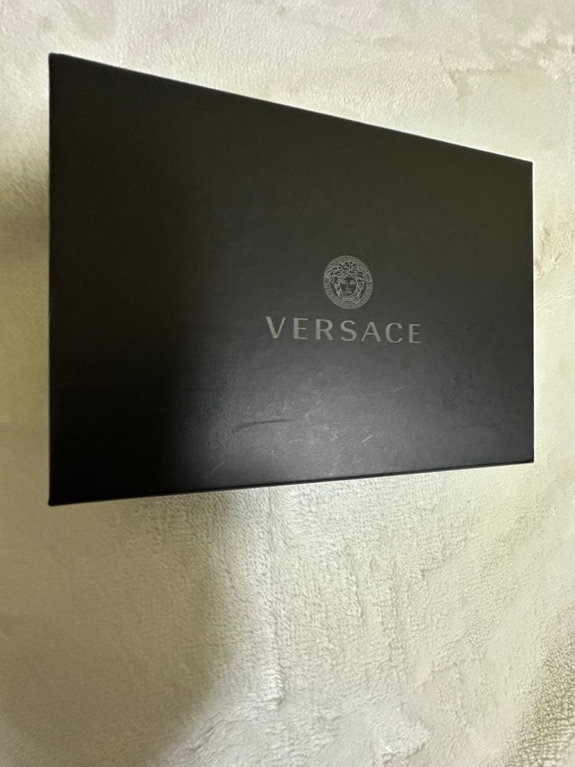 す*ん様 VERSACE ステッカー柄 二つ折り財布