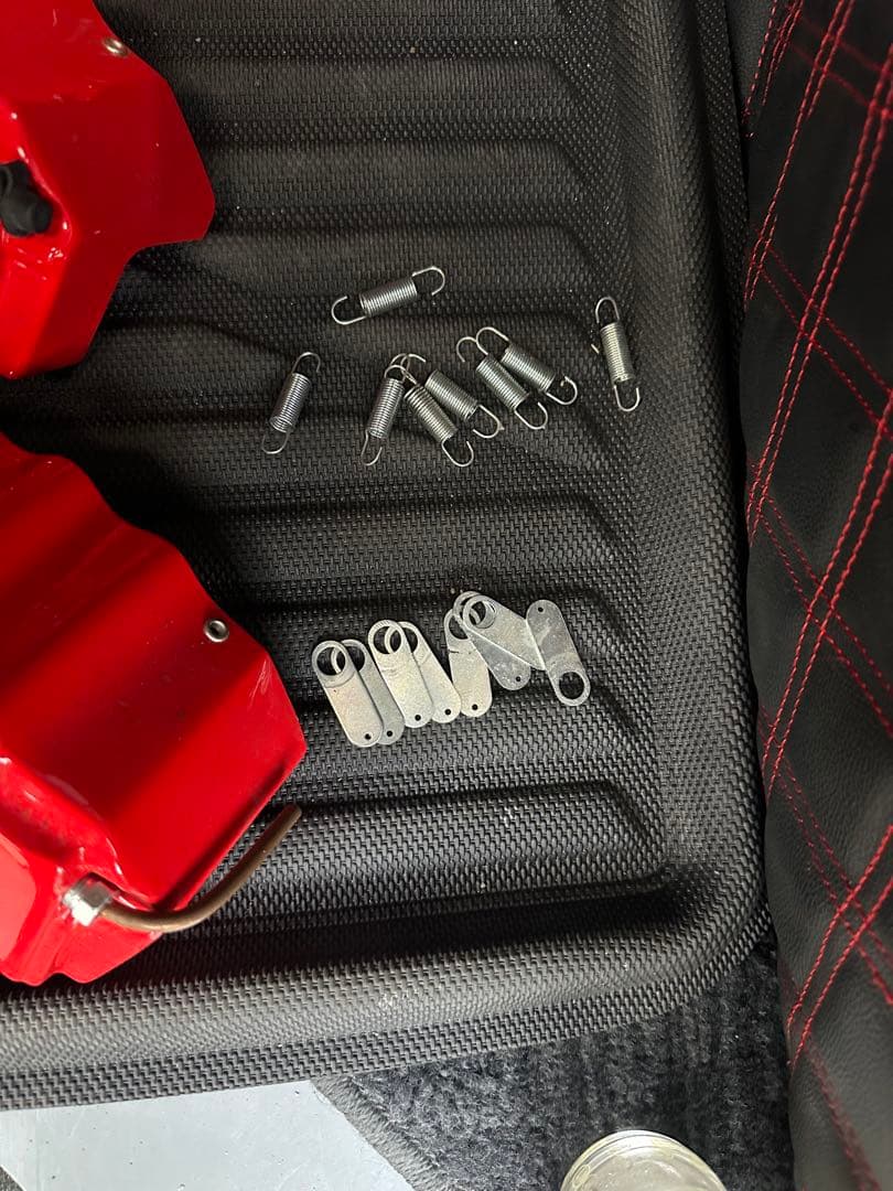 レッド ブレーキキャリパー 4個セット